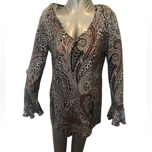 Db established Women’s medium paisley black long sleeve top stretch